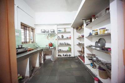 Kitchen Image of 702 Sq.ft 2 BHK Independent House for sale in Shahpur Ahmedabad for Rs. 14000000