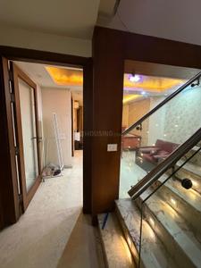 Kitchen Image of 1100 Sq.ft 1 BHK Builder Floor for rent in East Of Kailash New Delhi for Rs. 65000