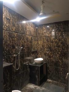 Common Bathroom Image of 600 Sq.ft 1 BHK Apartment / Flat for rent in DLF Phase 3 Gurgaon for Rs. 35000