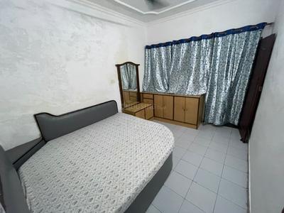 Bedroom Image of 1000 Sq.ft 2 BHK Apartment / Flat for rent in Raja Ki Mandi Agra for Rs. 12900