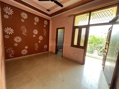 Bedroom Image of 950 Sq.ft 3 BHK Builder Floor for rent in Vasundhara Ghaziabad for Rs. 25000