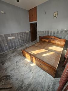Bedroom Image of 2200 Sq.ft 2.5 BHK Builder Floor for rent in Trikuta Nagar Jammu for Rs. 19999