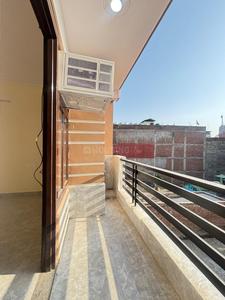 Balcony Image of 550 Sq.ft 1 BHK Independent House for rent in Chhattarpur New Delhi for Rs. 22500