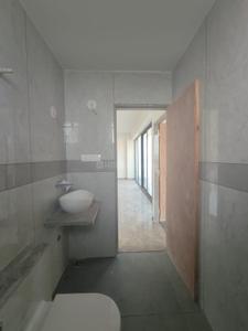 Bathroom Image of 3203 Sq.ft 4 BHK Apartment / Flat for sale in Ramdev Nagar Ahmedabad for Rs. 27000000