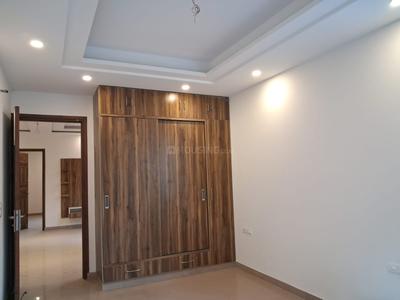 Bedroom Image of 1400 Sq.ft 3 BHK Builder Floor for sale in Paschim Vihar New Delhi for Rs. 30000000