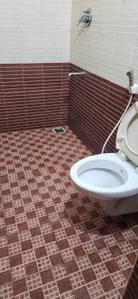 Bathroom Image of 2000 Sq.ft 3 BHK Builder Floor for rent in Palavakkam, Sholinganallur Chennai for Rs. 50000