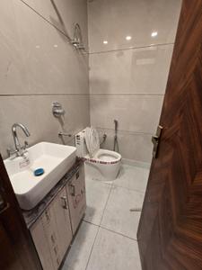 Image of 607 Sq.ft 2 BHK Builder Floor for sale in Laxmi Nagar, New Delhi for Rs. 6500000