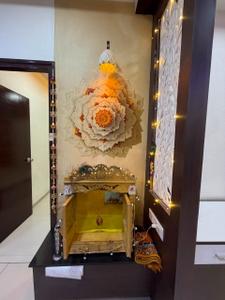 Hall Image of 1225 Sq.ft 2 BHK Apartment / Flat for rent in Darshanam Central Park, Sayajiganj Vadodara for Rs. 30000