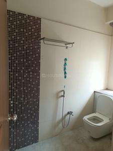 Bathroom Image of 2400 Sq.ft 3 BHK Apartment / Flat for rent in Srinagar Colony Hyderabad for Rs. 60000