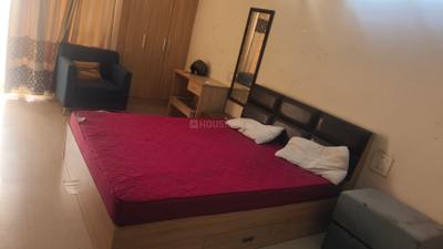 Bedroom Image of 425 Sq.ft 1 BHK Studio for rent in Supertech Ecociti, Sector 137 Noida for Rs. 19500