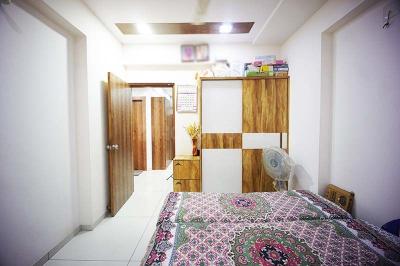 Bedroom Image of 2205 Sq.ft 3 BHK Apartment / Flat for sale in Samved Green Valley, Sargasan Gandhinagar for Rs. 11500000