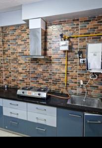 Kitchen Image of 1800 Sq.ft 2 BHK Apartment / Flat for rent in Paldi Ahmedabad for Rs. 24000
