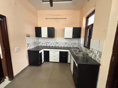 Kitchen Image of 900 Sq.ft 2 BHK Builder Floor for rent in Bhai Randhir Singh Nagar Ludhiana for Rs. 14000