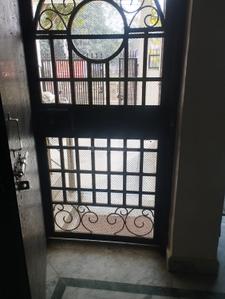 Balcony Image of 1800 Sq.ft 2 BHK Builder Floor for rent in Vrindavan Yojana Lucknow for Rs. 12000