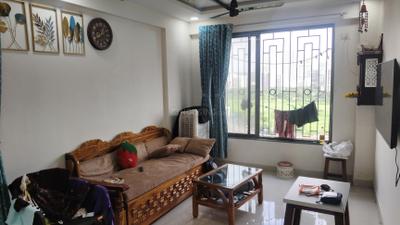 Living Room Image of 570 Sq.ft 1 BHK Apartment / Flat for rent in Kannamwar Nagar Matoshree CHS, Vikhroli East Mumbai for Rs. 45000