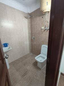 Image of 1800 Sq.ft 3 BHK Builder Floor for rent in Kailash Colony, New Delhi for Rs. 85000