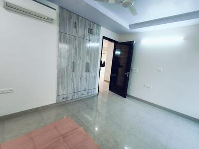 Bedroom Image of 1890 Sq.ft 2 BHK Builder Floor for rent in Vivek Vihar New Delhi for Rs. 48500