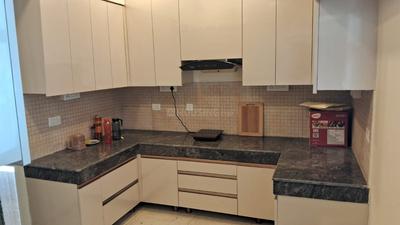 Kitchen Image of 2150 Sq.ft 3 BHK Apartment / Flat for rent in Experion Capital, Gomti Nagar Lucknow for Rs. 80000