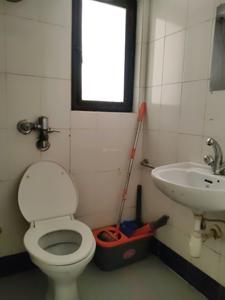 Common Bathroom Image of 850 Sq.ft 2 BHK Apartment / Flat for sale in Rutu Estate, Thane West Thane for Rs. 9500000
