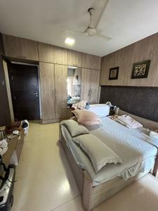 Bedroom Image of 1750 Sq.ft 3 BHK Apartment / Flat for rent in RNA Continental, Chembur Mumbai for Rs. 140000