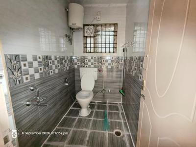 Bathroom Image of 1450 Sq.ft 3 BHK Apartment / Flat for rent in AR Tamrind Enclave, Mahadevapura Bengaluru for Rs. 45000