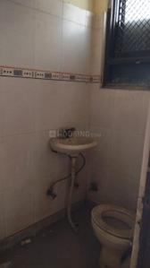 Bathroom Image of 450 Sq.ft 2 BHK Builder Floor for sale in Azadpur New Delhi for Rs. 3700000