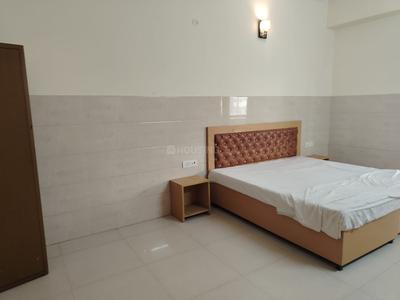Bedroom Image of Smart Living PG in Sector 63, Noida