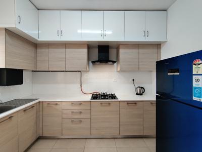 Kitchen Image of 1877 Sq.ft 3.5 BHK Apartment / Flat for rent in Bhartiya Nikoo Homes Phase 2, Thanisandra Bengaluru for Rs. 85009