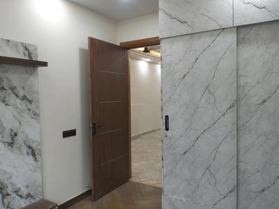 Bedroom Image of 800 Sq.ft 2 BHK Builder Floor for sale in Shalimar Bagh New Delhi for Rs. 13000000