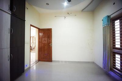 Bedroom Image of 5850 Sq.ft 5 BHK Independent House for sale in Bapunagar Ahmedabad for Rs. 31100000