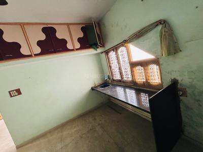 Kitchen Image of 1000 Sq.ft 1 BHK Apartment / Flat for rent in Gorwa Vadodara for Rs. 8500