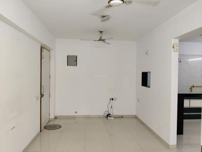 Living Room Image of 1557 Sq.ft 3 BHK Apartment / Flat for rent in Festival Residency 2, Vaishno Devi Circle Ahmedabad for Rs. 23000
