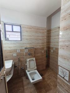 Bathroom Image of 1400 Sq.ft 3 BHK Apartment / Flat for sale in New Alkapuri Vadodara for Rs. 5500000