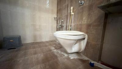 Bathroom Image of 1800 Sq.ft 4 BHK Apartment / Flat for sale in Bhayli Vadodara for Rs. 9000000