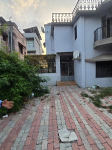Image of 2050 Sq.ft 3 BHK Apartment / Flat for sale in Vaishno Devi Circle, Ahmedabad for Rs. 20000000