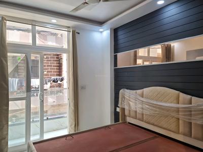 Bedroom Image of 810 Sq.ft 3 BHK Apartment / Flat for sale in Dwarka Mor New Delhi for Rs. 6300000