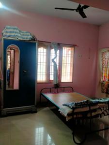Bedroom Image of 700 Sq.ft 2 BHK Independent House for rent in Rajakilpakkam Chennai for Rs. 15000