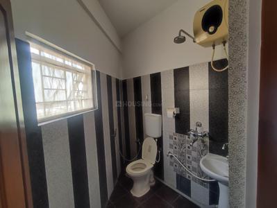 Bathroom Image of 2600 Sq.ft 3 BHK Apartment / Flat for rent in RT Nagar Bengaluru for Rs. 90000