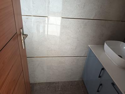 Bathroom Image of 2200 Sq.ft 4 BHK Builder Floor for sale in Sector 52 Gurgaon for Rs. 31500000