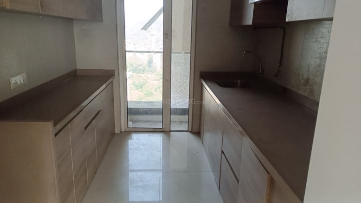 Akshar Alvario Main Image 1