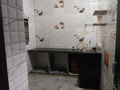 Kitchen Image of 900 Sq.ft 1 RK Builder Floor for rent in Ghatlodiya Ahmedabad for Rs. 10000