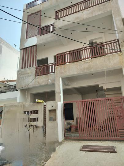 Gomti Nagar Main Image 1