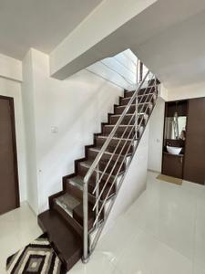 Hall Image of 2000 Sq.ft 3 BHK Apartment / Flat for sale in Satellite Ahmedabad for Rs. 12500000