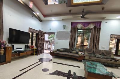 Hall Image of 3150 Sq.ft 3.5 BHK Independent House for sale in Maninagar Ahmedabad for Rs. 42500000