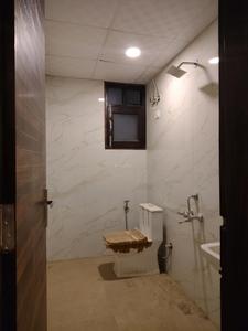 Common Bathroom Image of 1100 Sq.ft 2 BHK Apartment / Flat for sale in Trinity Provica Dream Valley by Trinity Ventures, Sector 72 Noida for Rs. 5104000
