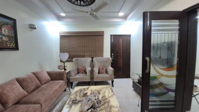 Living Room Image of 1650 Sq.ft 3 BHK Apartment / Flat for rent in Vasant Kunj New Delhi for Rs. 95000