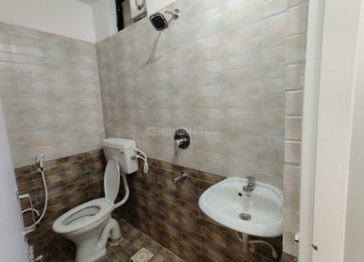 Bathroom Image of 914 Sq.ft 2 BHK Apartment / Flat for sale in Scheme No 140 Indore for Rs. 3800000