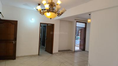 Living Room Image of 1800 Sq.ft 3.5 BHK Apartment / Flat for rent in Sector 12 Dwarka New Delhi for Rs. 45000