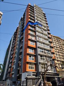 Image of 800 Sq.ft 3 BHK Apartment / Flat for sale in Mayfair Breeze, Andheri West, Mumbai for Rs. 30000000