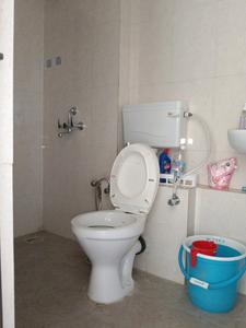 Common Bathroom Image of 350 Sq.ft 1 RK Apartment / Flat for rent in Puraniks City Reserva Phase 1, Thane West Thane for Rs. 13399